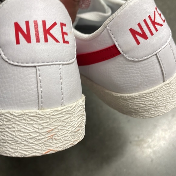 Nike Blazer Low 6.5 Y. Women 8 red white new - Picture 5 of 9